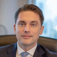 คุณ Luca Bernardinetti